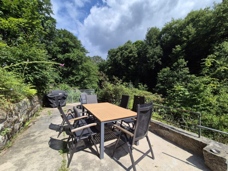 Villa-Amselgrund - Sonnenterrasse mit Grill